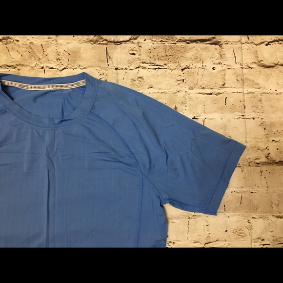 Lululemon Blue Short Sleeve Shirt - Picture 2 of 7